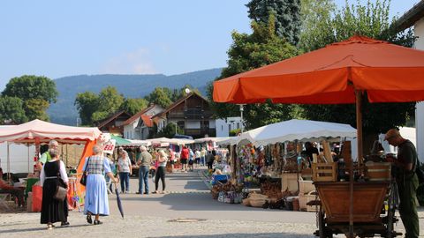 Neukirchner Kirtamarkt