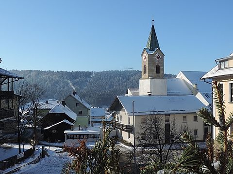 Die Kath. Pfarrkirche in Rattenberg ist eine der schönsten Sehenswürdigkeiten